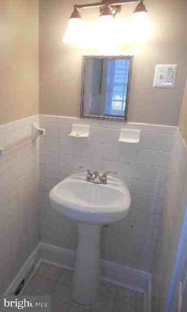 815 Bright St - Photo 5 of 15