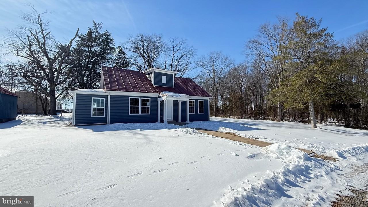 4467 Ebenezer Church Rd - Photo 3 of 38