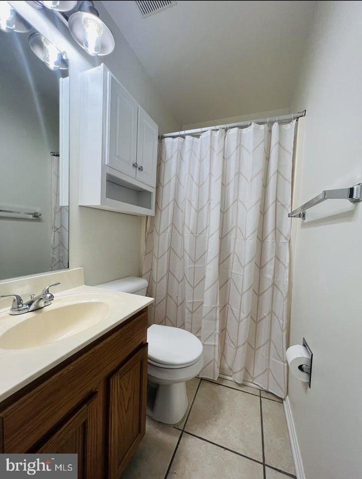 8467 Clover Ct - Photo 6 of 11