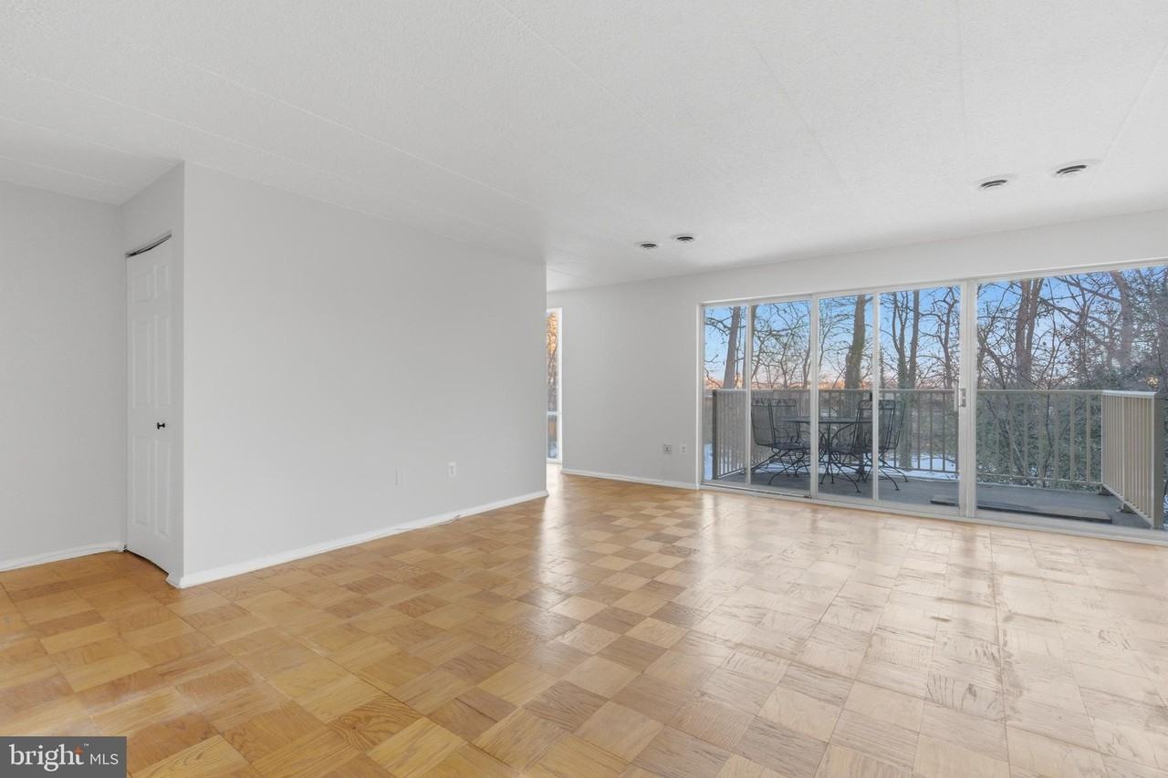 2614 Fort Farnsworth Rd Unit 254 #254 - Photo 5 of 31