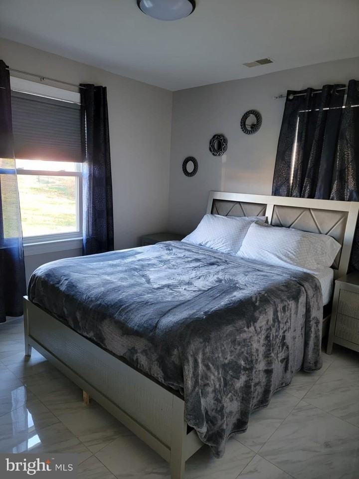 4227 Prince William Pkwy - Photo 7 of 14