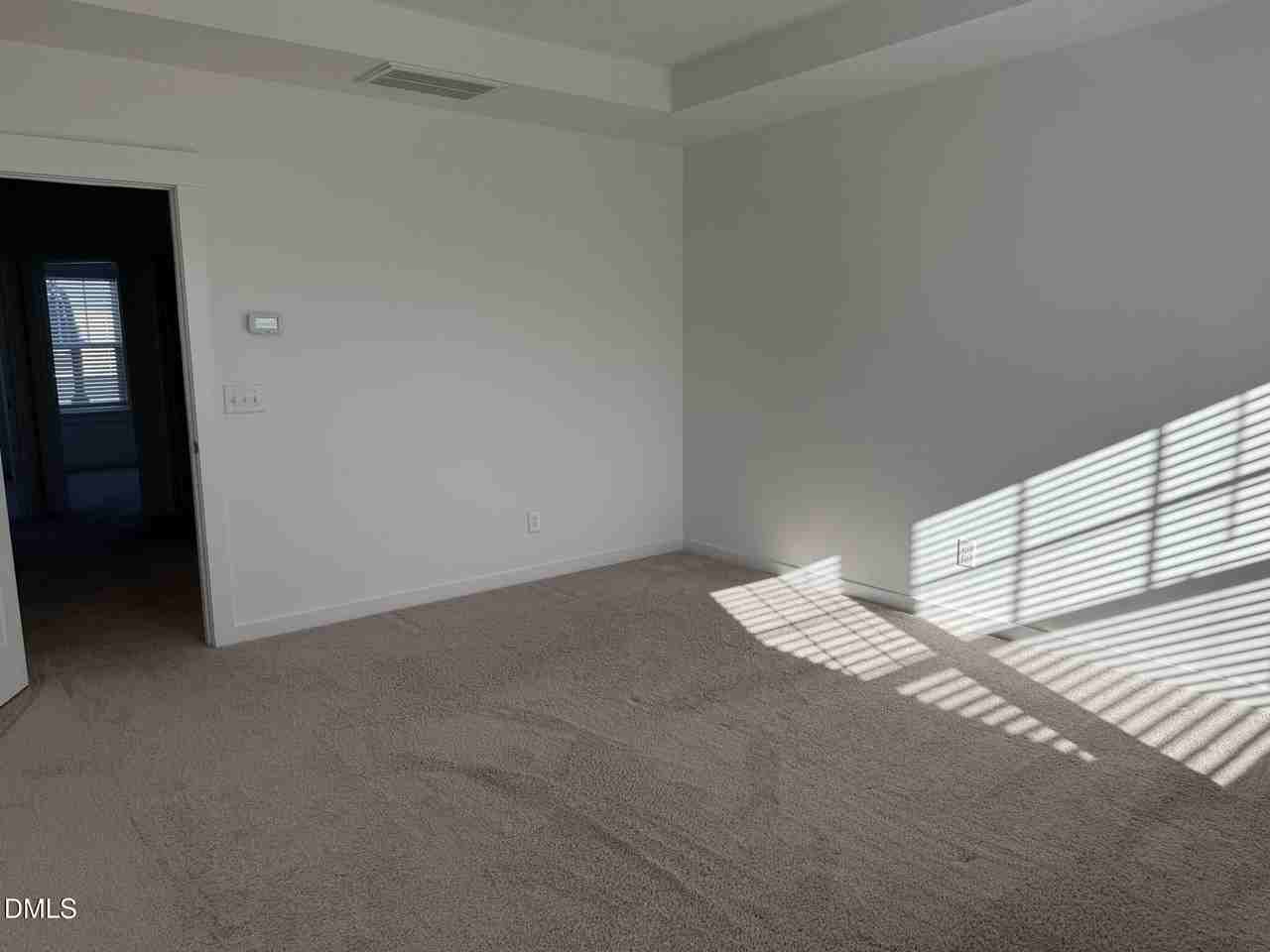 470 Triumph Ln - Photo 7 of 17