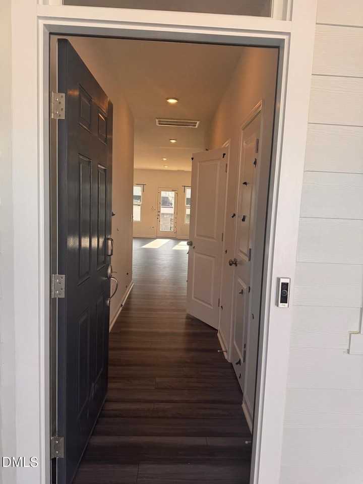 2210 Titanium Rock Rd - Photo 4 of 23