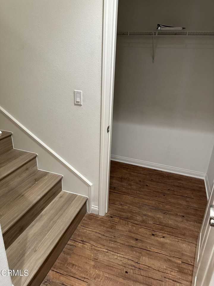 1016 Los Angeles Ave #104 - Photo 3 of 21