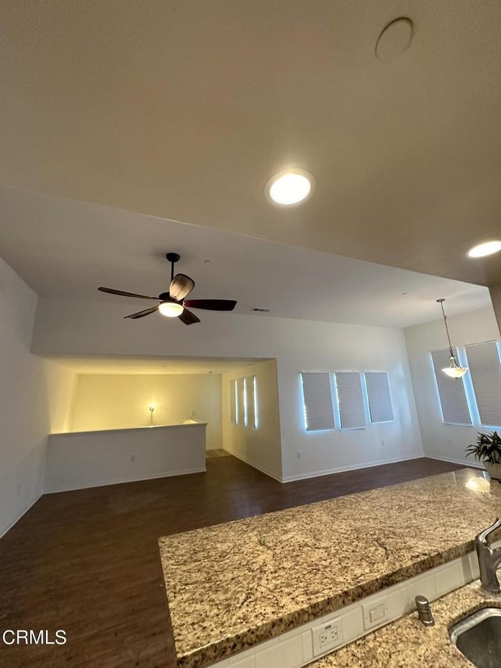 1016 Los Angeles Ave #104 - Photo 5 of 21