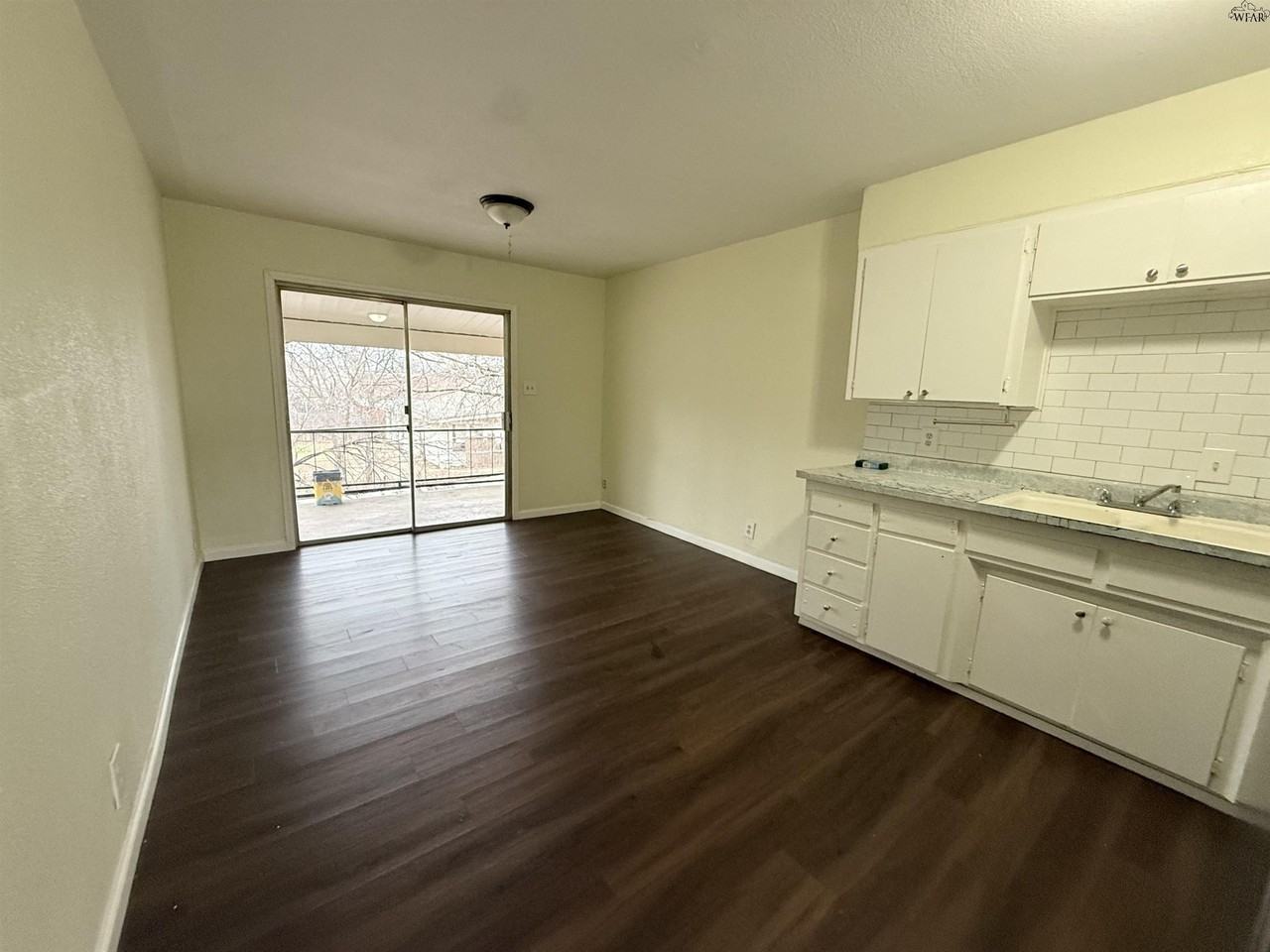 2316 Buchanan St #6 - Photo 2 of 8