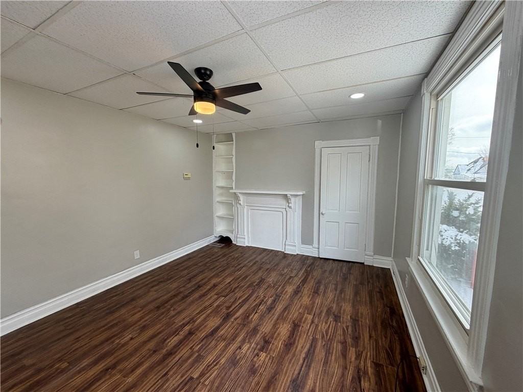 306 E Wallace Ave - Photo 3 of 23