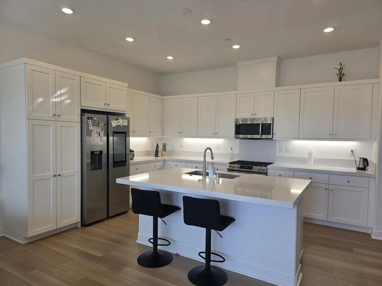 26729 Greylock Ln #301 - Photo 2 of 10