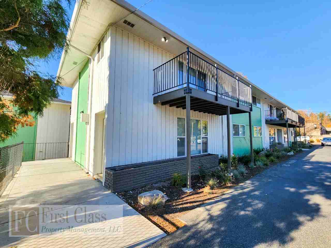 Westview Terrace - Photo 4 of 7