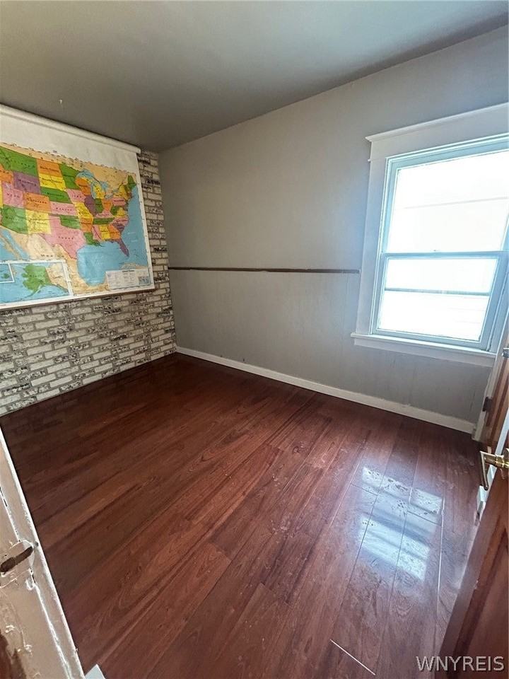 34 Sandrock Rd - Photo 7 of 12