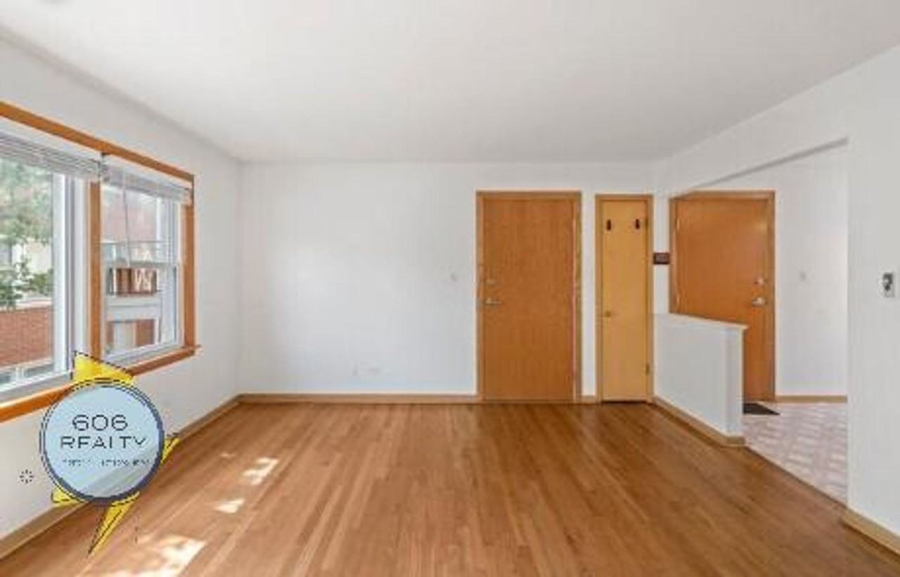 Rosemont - 9451 - Photo 3 of 13