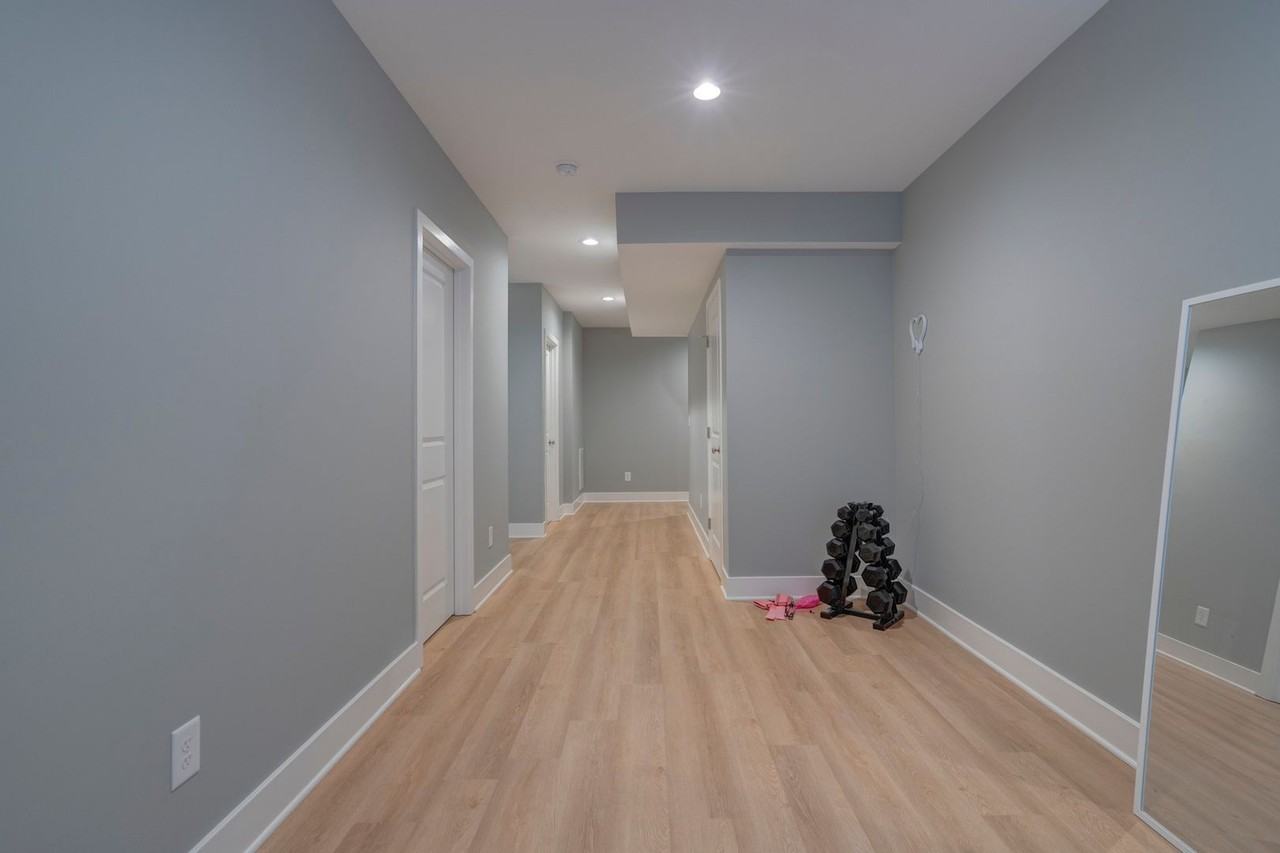 1741 Staniel Dr - Photo 4 of 27