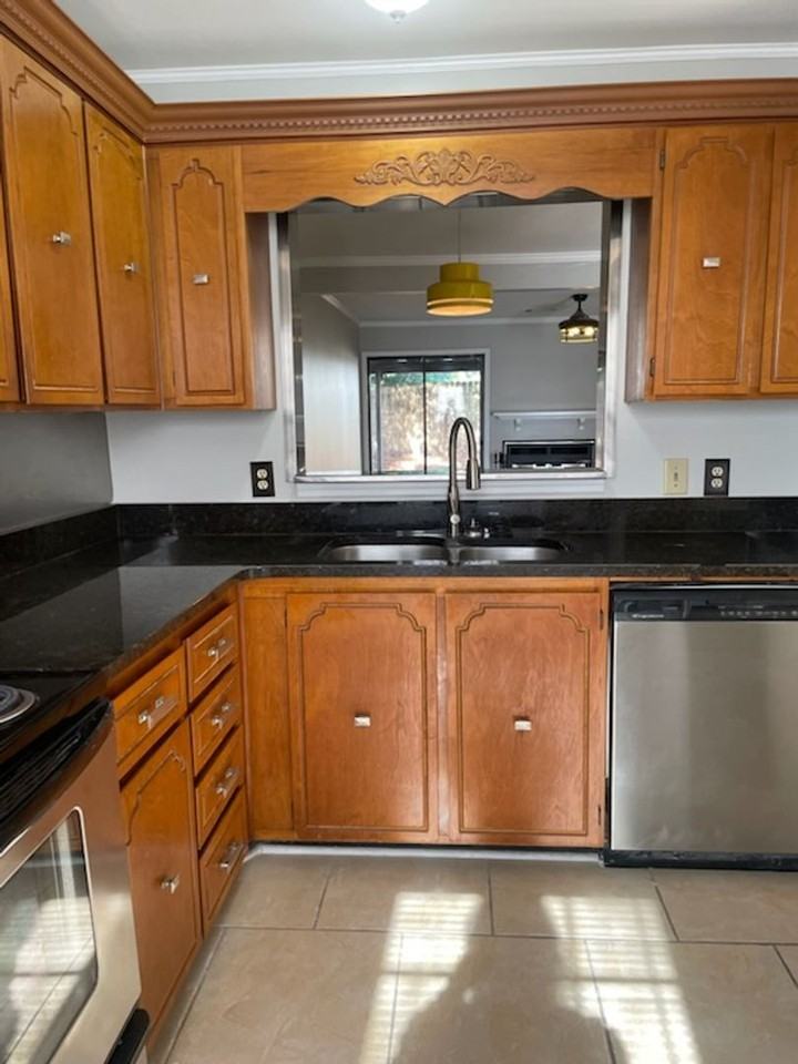 950 Bama Ave - Photo 6 of 28