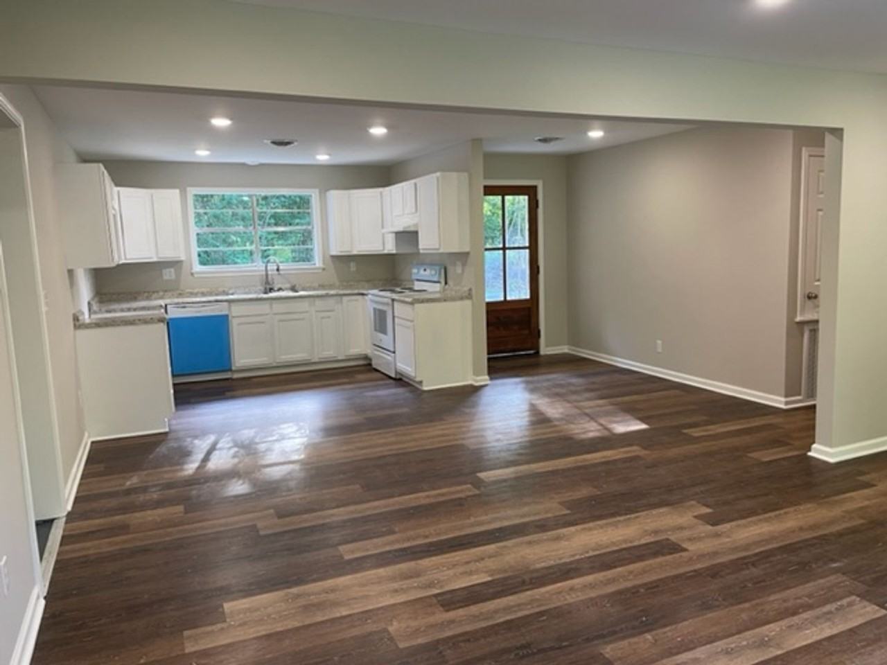 1005 County Road 64 S - Photo 3 of 15