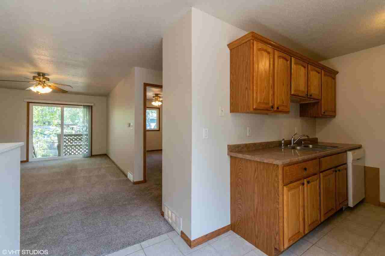 635 Meadow Pl - Photo 7 of 19