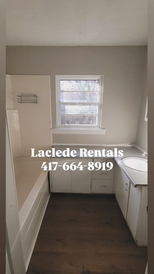 1515 W Elm St - Photo 5 of 9