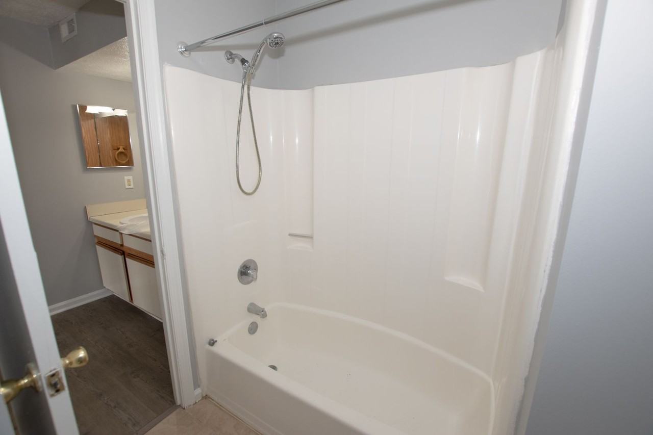 143 Davenport Ct - Photo 6 of 15