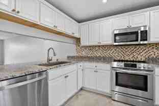 3503 Oaks Way ##405 - Photo 1 of 1