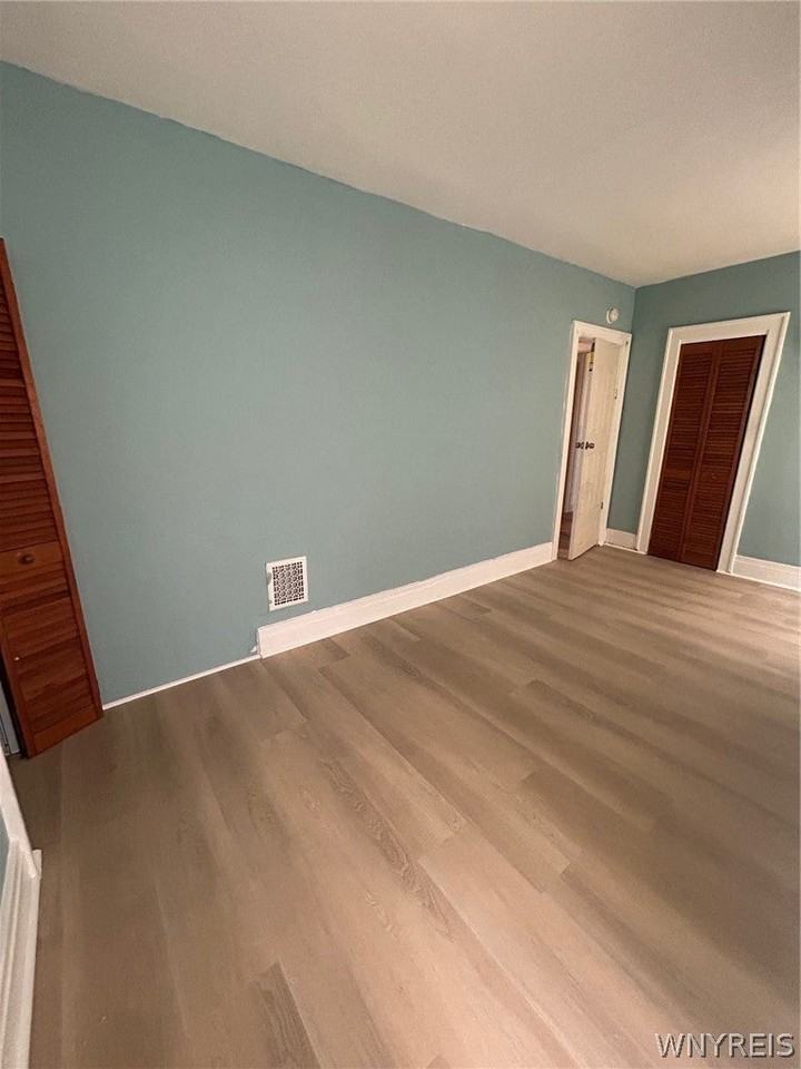 71 Page St - Photo 7 of 8