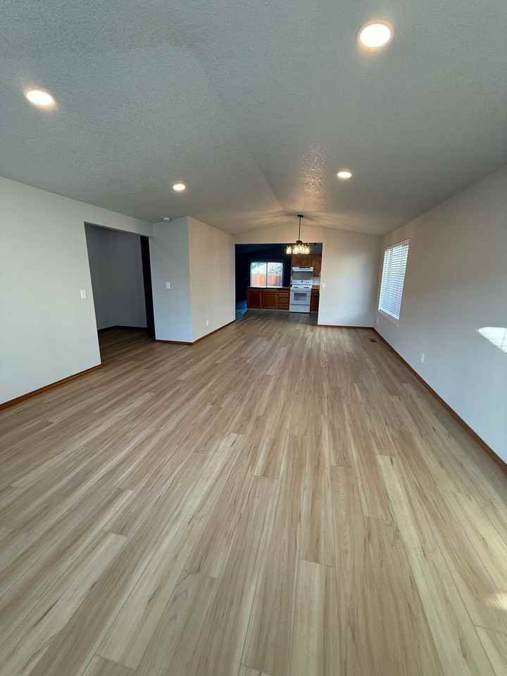 2002 Ne 84th St - Photo 3 of 15