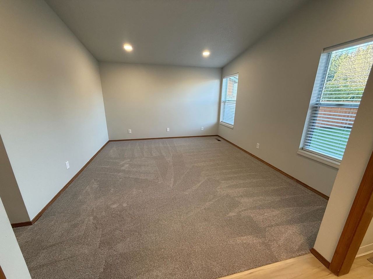 2002 Ne 84th St - Photo 7 of 15