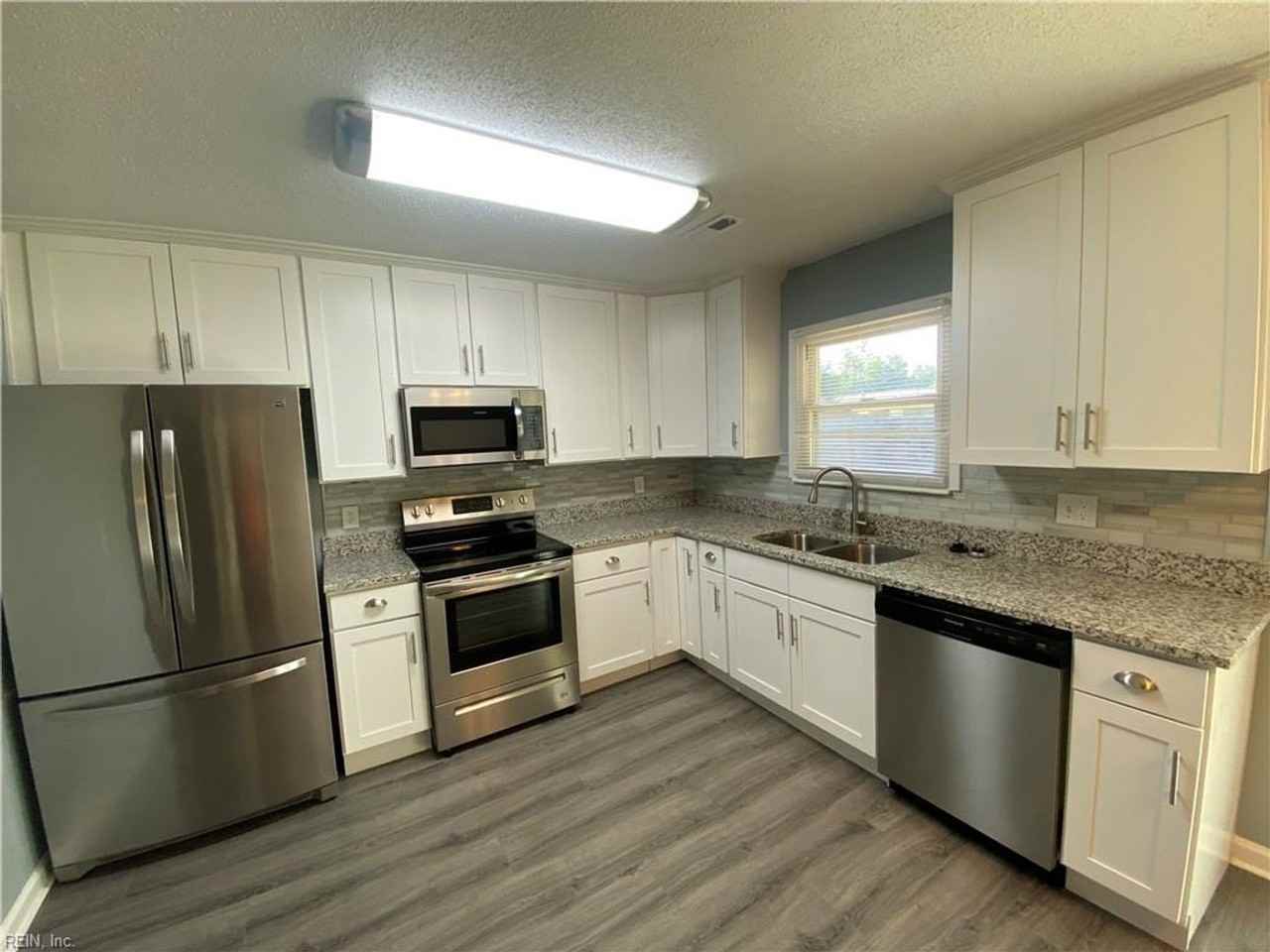 3529 Boyd Rd - Photo 2 of 12