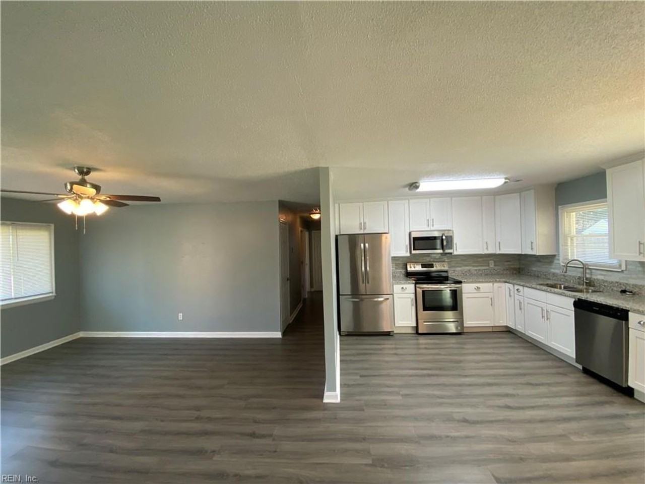 3529 Boyd Rd - Photo 3 of 12