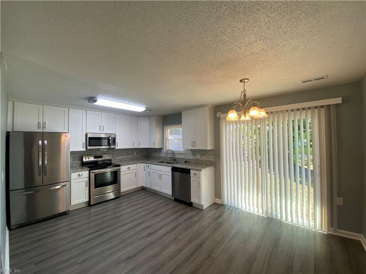 3529 Boyd Rd - Photo 5 of 12