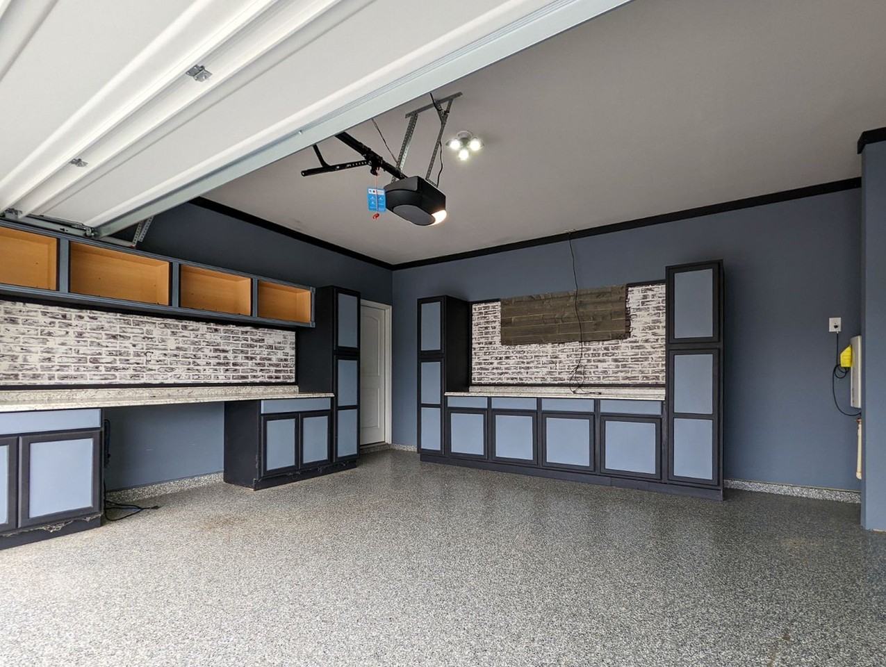 14541 Montclair Way - Photo 4 of 35