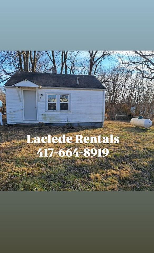 618 W Marsh St - Photo 2 of 5