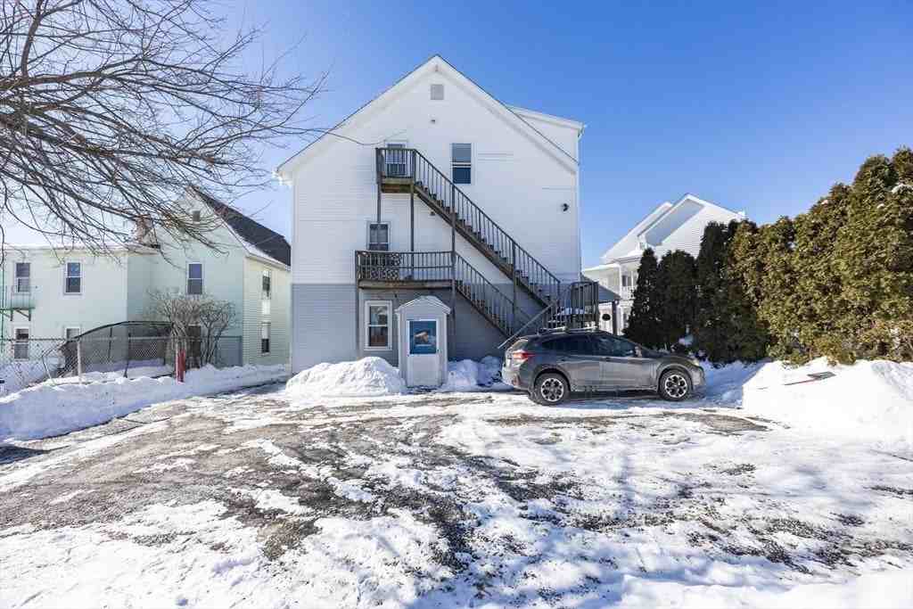 28 Richmond St - Photo 2 of 32