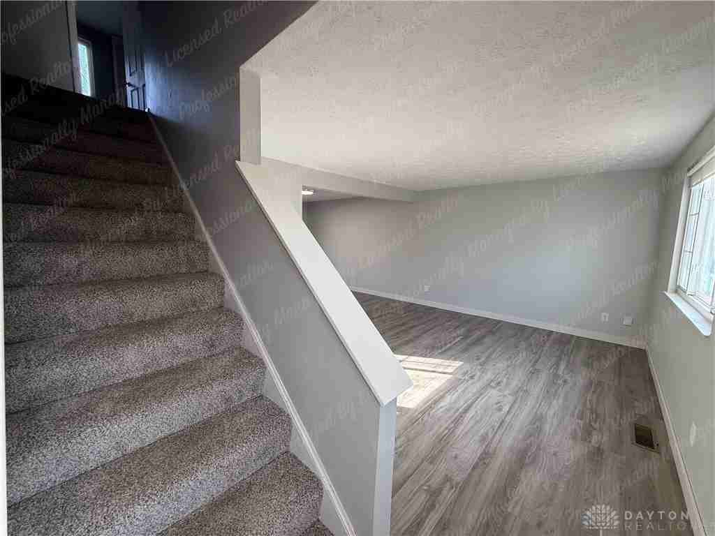 1424 Meadow Moor Dr - Photo 4 of 44