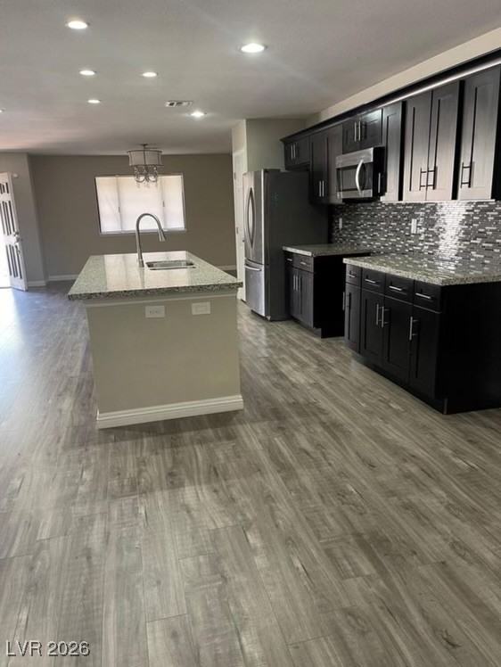 3135 E Rochelle Ave - Photo 4 of 14