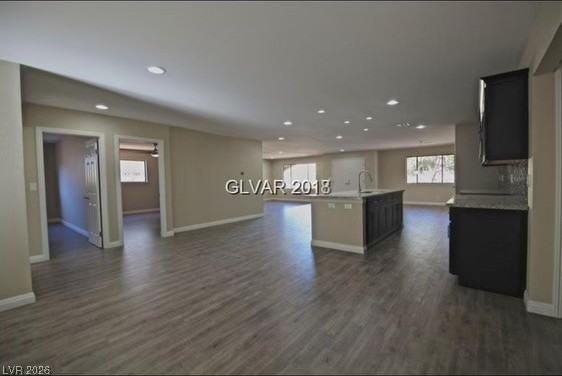 3135 E Rochelle Ave - Photo 5 of 14