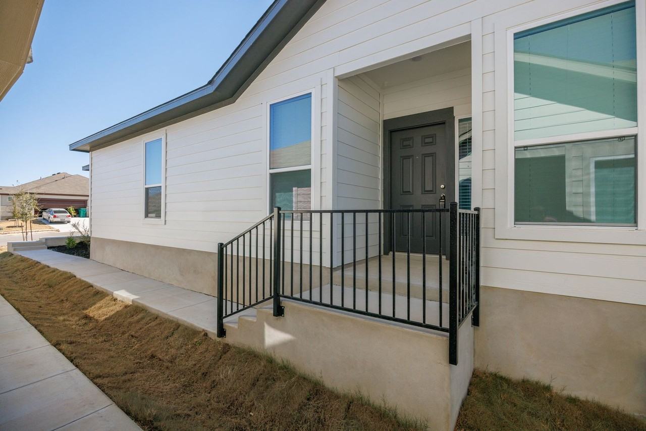 5411 Devils Gate #2 - Photo 2 of 16