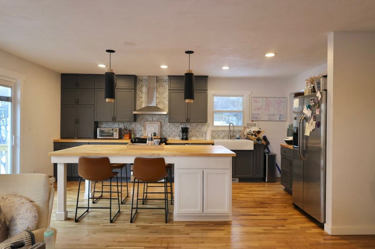 100 E Hartley St - Photo 6 of 15