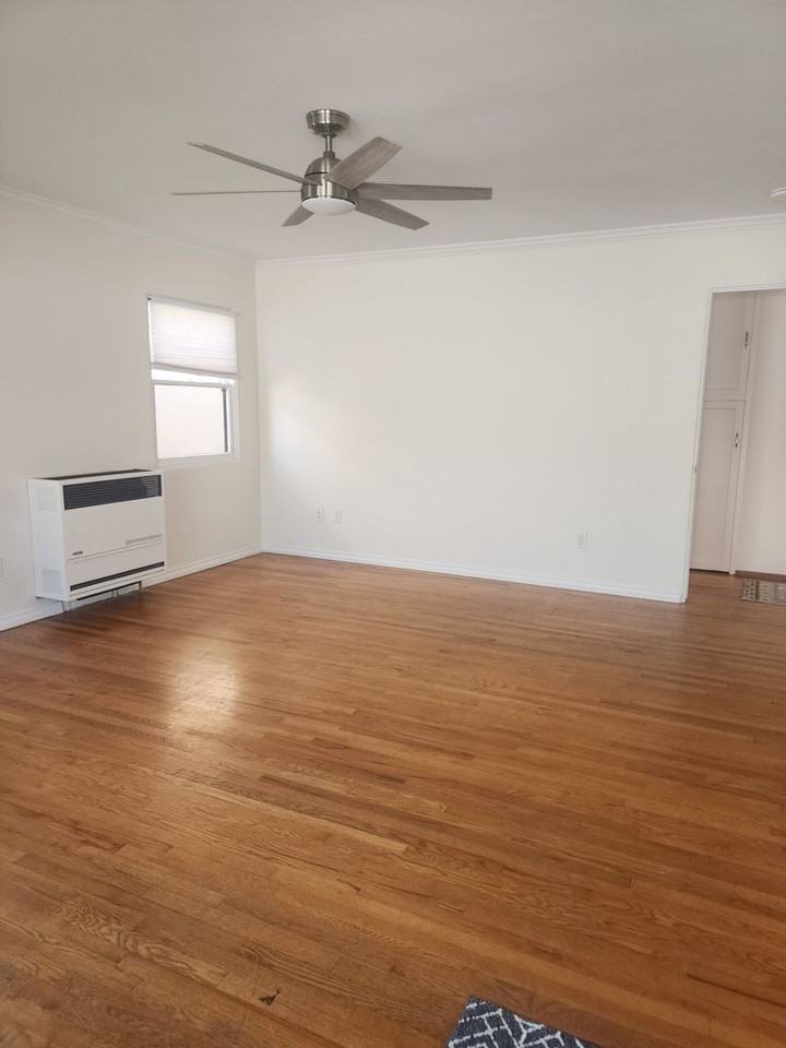 6810 Amherst St - Photo 4 of 30