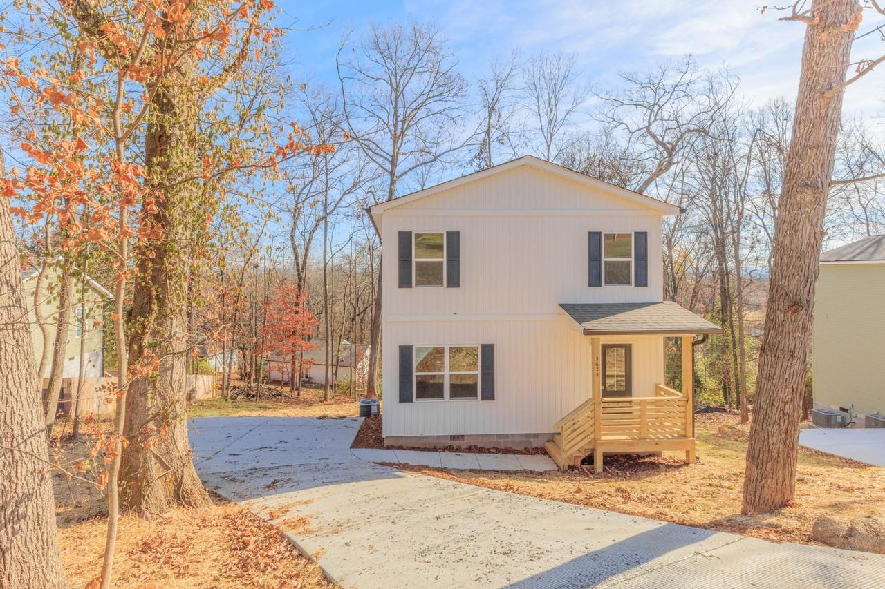 3624 Mountain View Dr - Photo 2 of 38