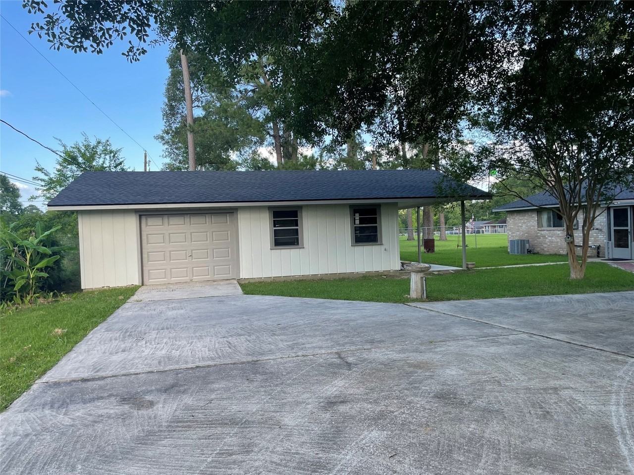 16526 Walnut Springs Ln - Photo 5 of 21