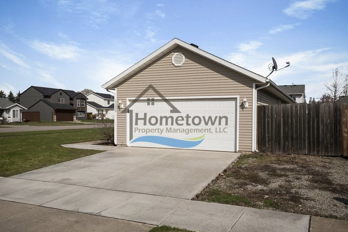 11332 N Crusader St - Photo 2 of 26