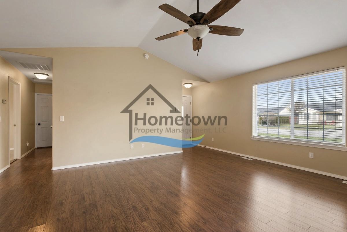 11332 N Crusader St - Photo 7 of 26