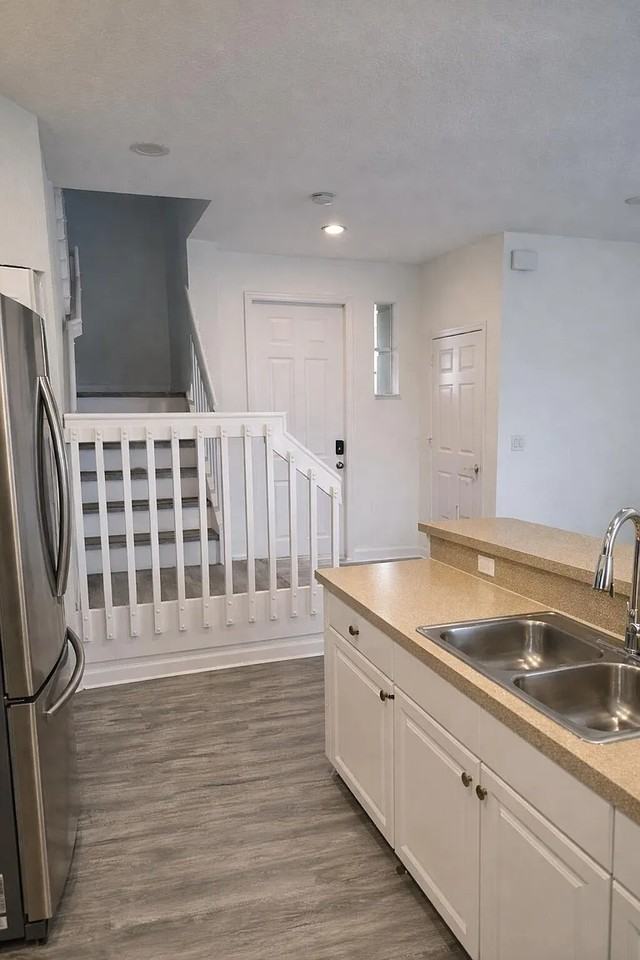 2035 Nassau Drive - Photo 4 of 8