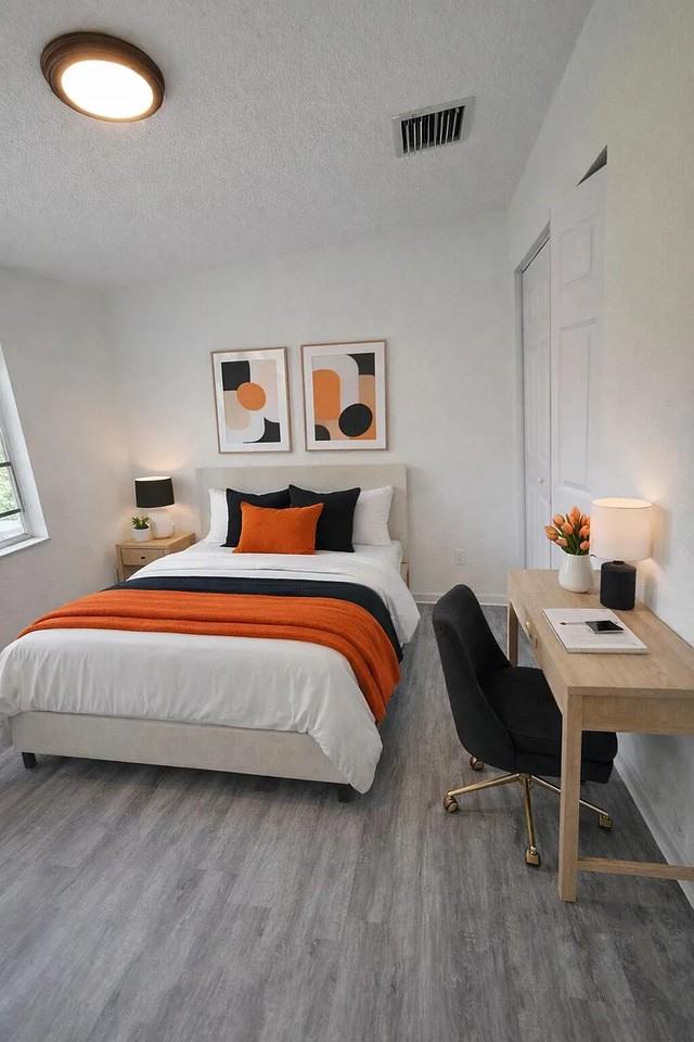 2035 Nassau Drive - Photo 7 of 8