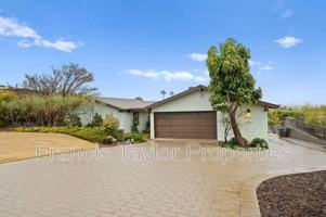 featured image of 2250 Vista Grande Dr