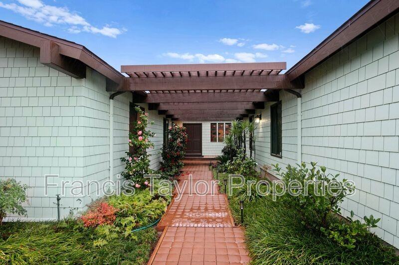 2250 Vista Grande Dr - Photo 3 of 29