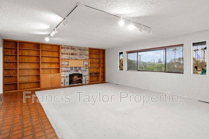 2250 Vista Grande Dr - Photo 4 of 29