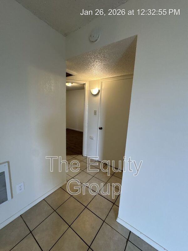 2012 North Ave #D - Photo 6 of 19