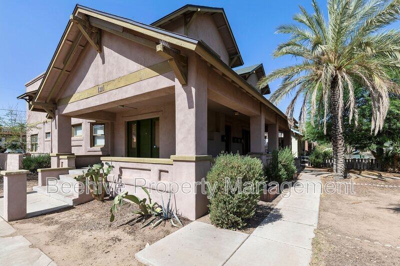 1301 W Monroe St #4 - Photo 6 of 8