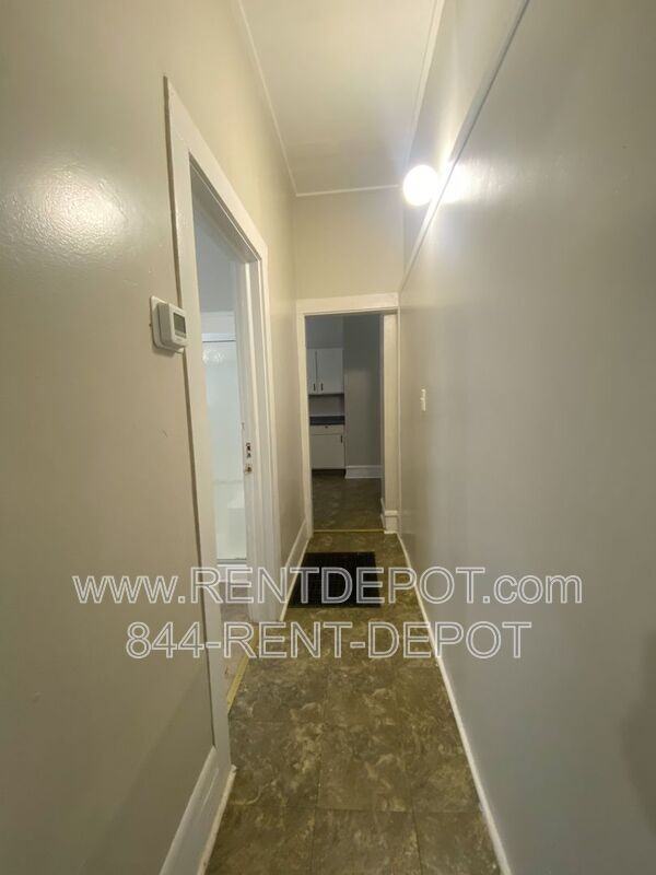 827 Jefferson Ave #A - Photo 5 of 11