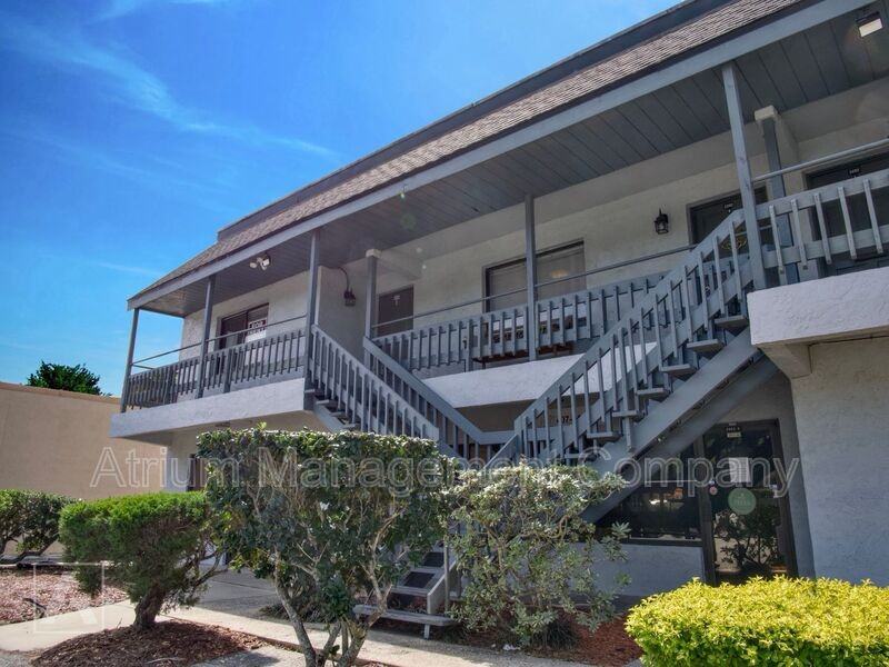 2202 Curry Ford Rd #C - Photo 3 of 21